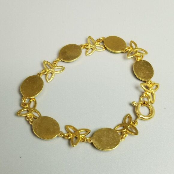 Vintage Green Stone and Celtic Knot Design Link Bracelet, Gold Tone Setting - Picture 3 of 6